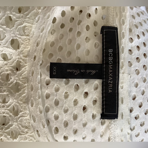 BCBGMaxAzria White Long Sleeve - Picture 3 of 3